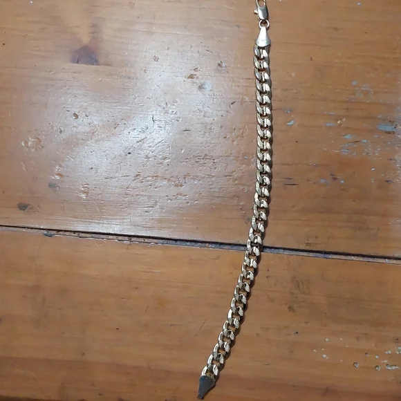 18k Gold Necklace and Bracelet